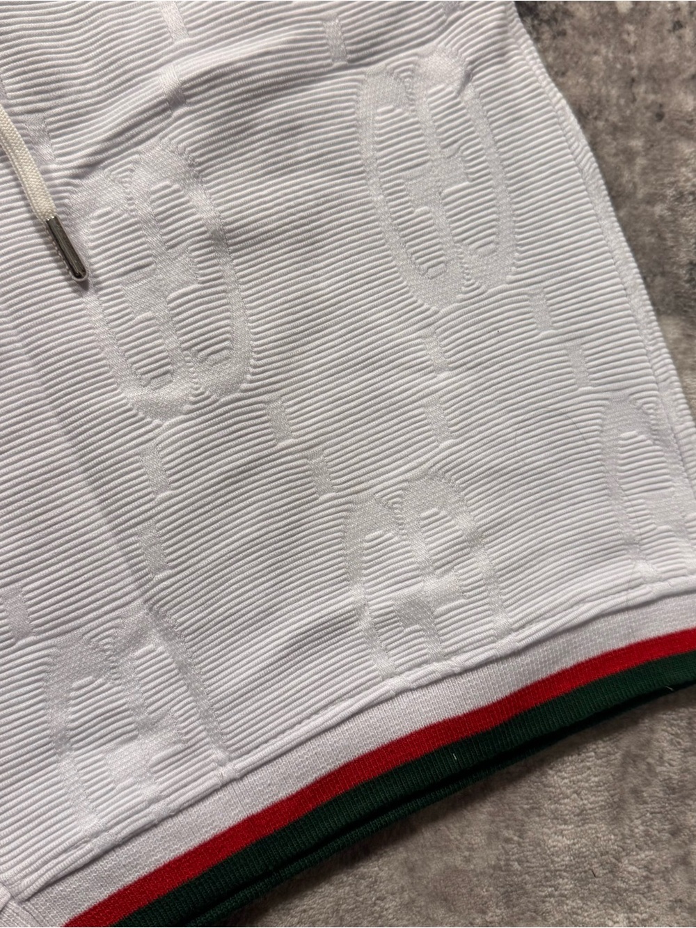 Gucci Men’s Small White GG Monogram Shorts with Signature Stripe - Picture 3 of 4